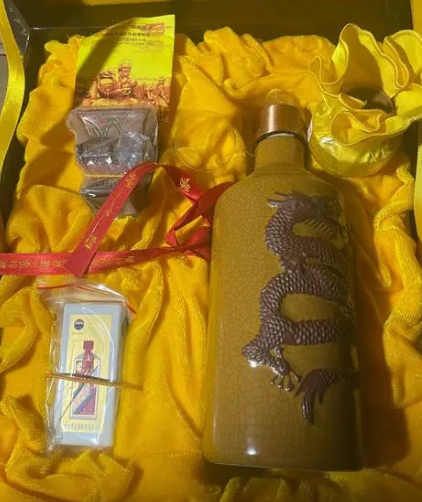 龍年茅臺酒瓶回收