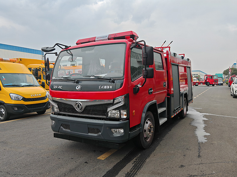 （國六）東風(fēng)大福瑞卡5噸水罐消防車
